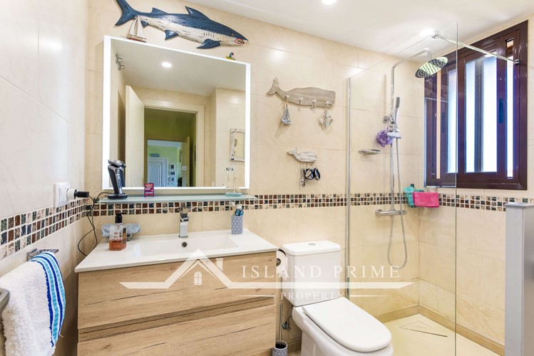 3 bed apartment for sale in Palm Gardens, Amarilla Golf