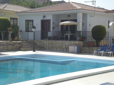 3 Bed Detached House For Sale in Aldea Blanca