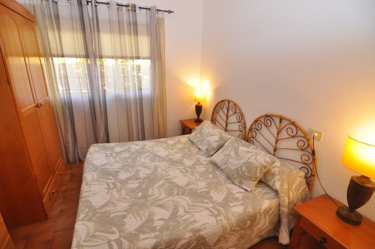 4 bed villa for sale in Costa del Silencio
