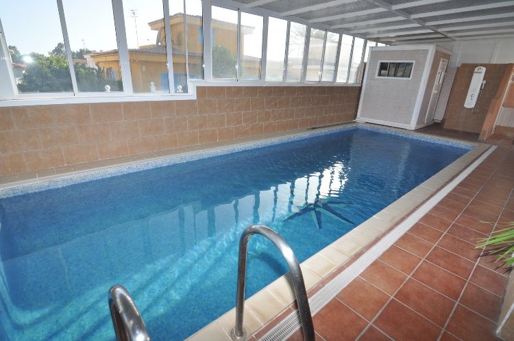 4 bed villa for sale in Costa del Silencio