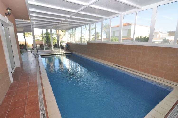 4 bed villa for sale in Costa del Silencio