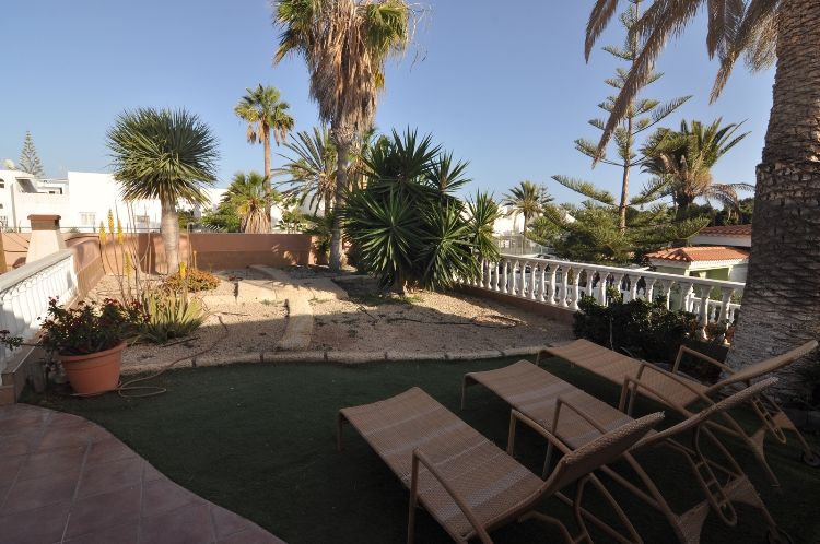4 bed villa for sale in Costa del Silencio