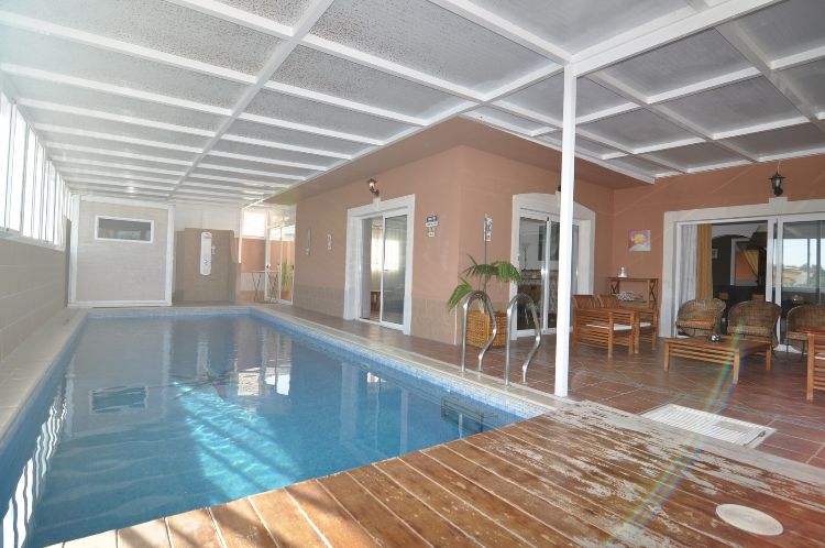 4 bed villa for sale in Costa del Silencio