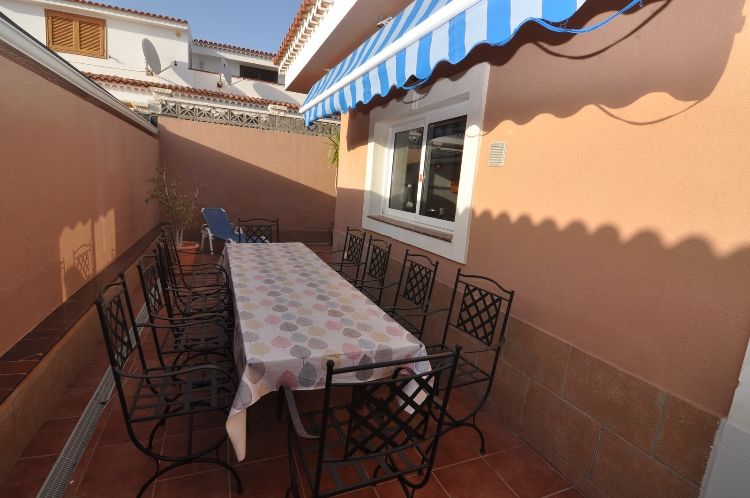 4 bed villa for sale in Costa del Silencio