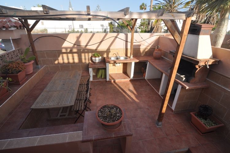 4 bed villa for sale in Costa del Silencio