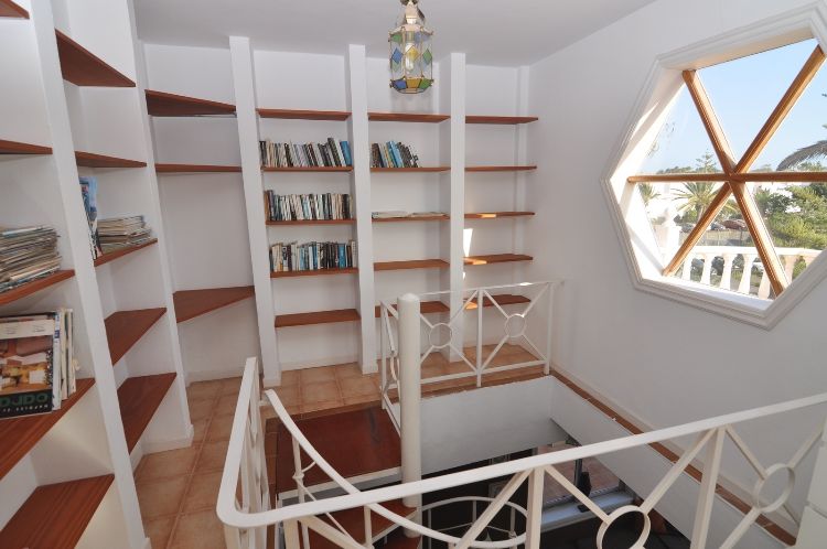 4 bed villa for sale in Costa del Silencio