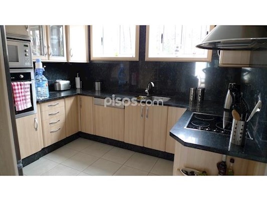 3 Bed Villa For Sale in Las Americas