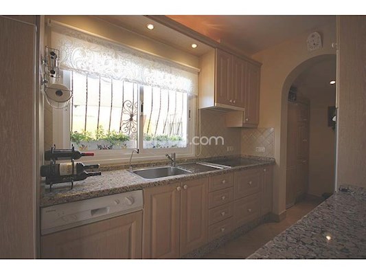 3 Bed Villa For Sale in Callao Salvaje