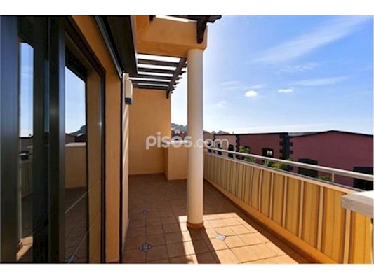 5 Bed Townhouse For Sale in El Galeon