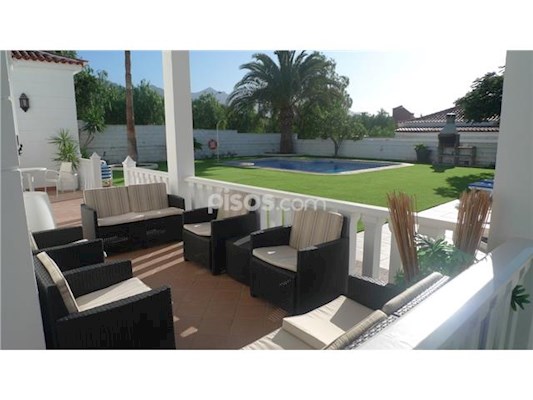 5 Bed Villa For Sale in Callao Salvaje