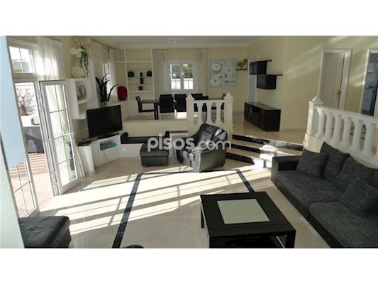 5 Bed Villa For Sale in Callao Salvaje