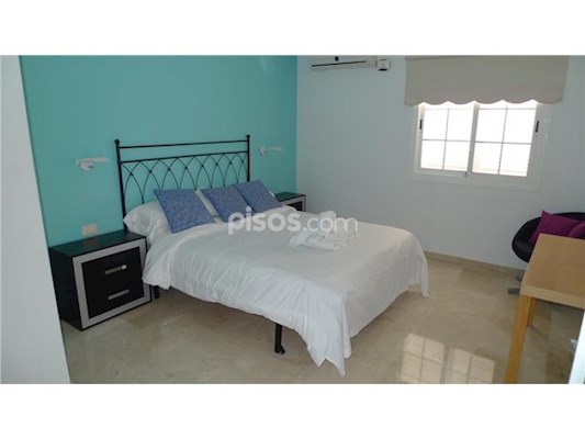 5 Bed Villa For Sale in Callao Salvaje