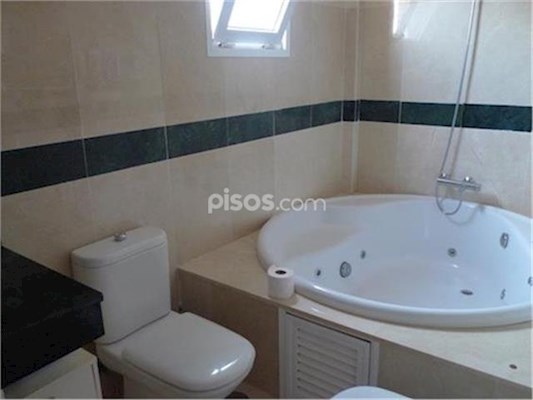 2 Bed Townhouse For Sale in Callao Salvaje
