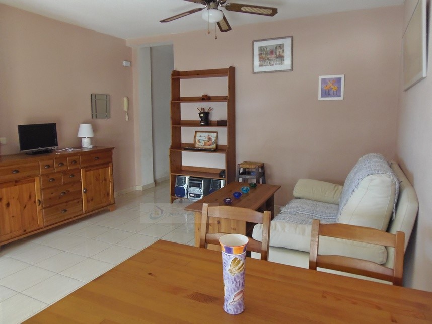 2 Bed Apartment For Sale in Los Abrigos