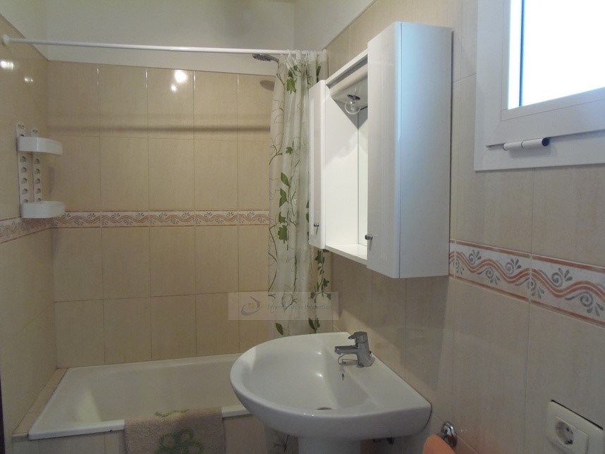 2 Bed Apartment For Sale in Los Abrigos