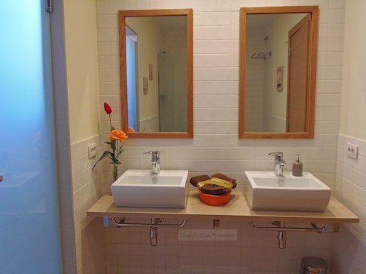 3 Bed Townhouse For Sale in Los Abrigos