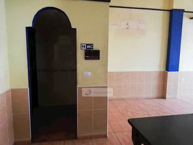Empty Local for sale in Los Abrigos, Los Abrigos