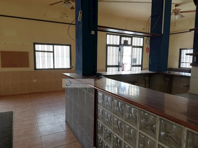 Empty Local for sale in Los Abrigos, Los Abrigos