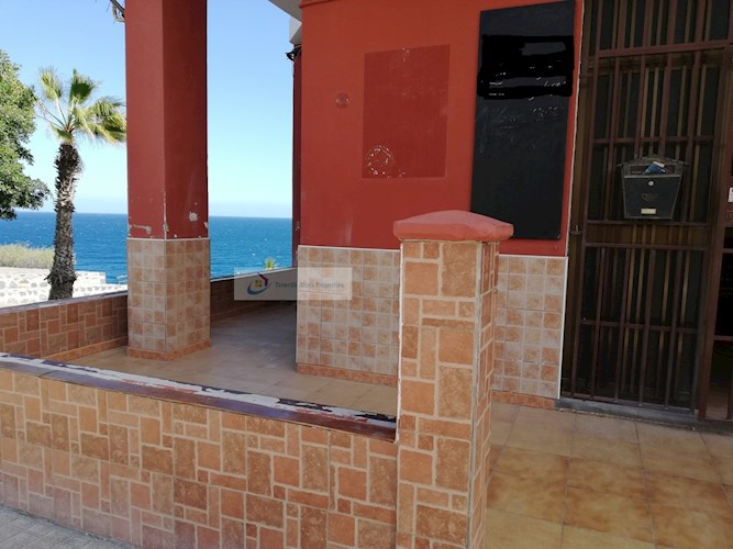 Empty Local for sale in Los Abrigos, Los Abrigos