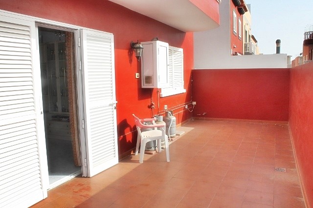 Parque de la Reina 5 Bed Detached House For Sale