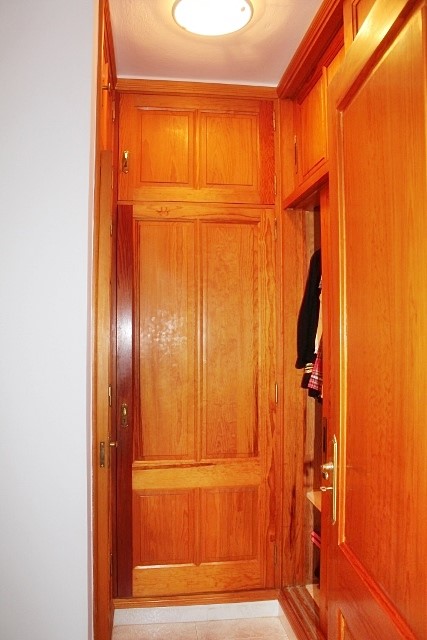 Parque de la Reina 5 Bed Detached House For Sale