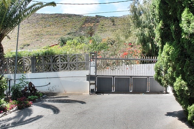 Mount Teide 4 Bed Villa For Sale