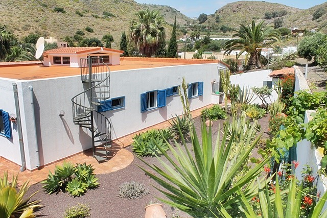 Mount Teide 4 Bed Villa For Sale
