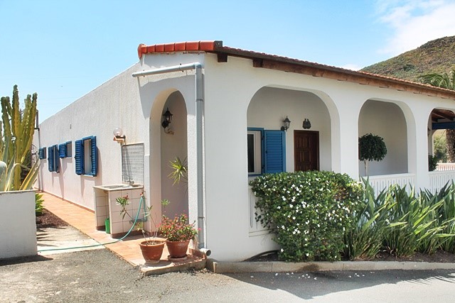 Mount Teide 4 Bed Villa For Sale