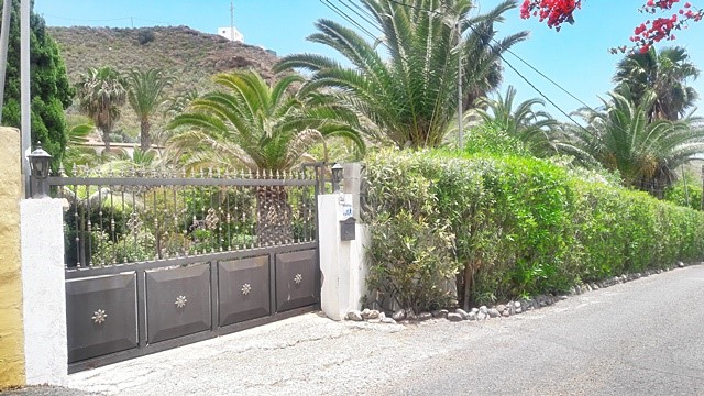 Mount Teide 4 Bed Villa For Sale