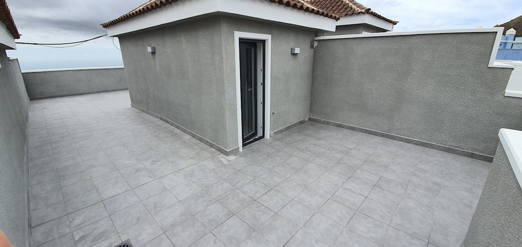 3 bed townhouse for sale in El Roque