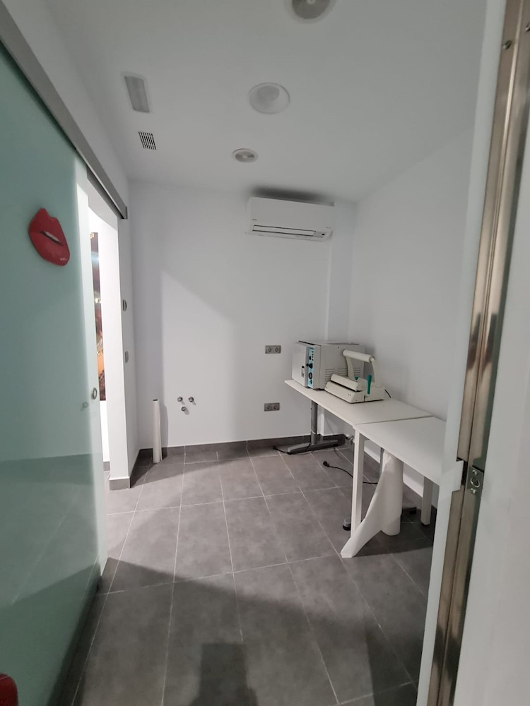 Commercial Property for sale in Palm Mar