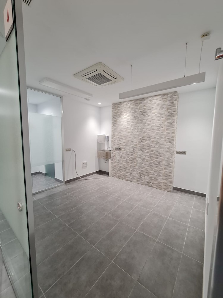 Commercial Property for sale in Palm Mar