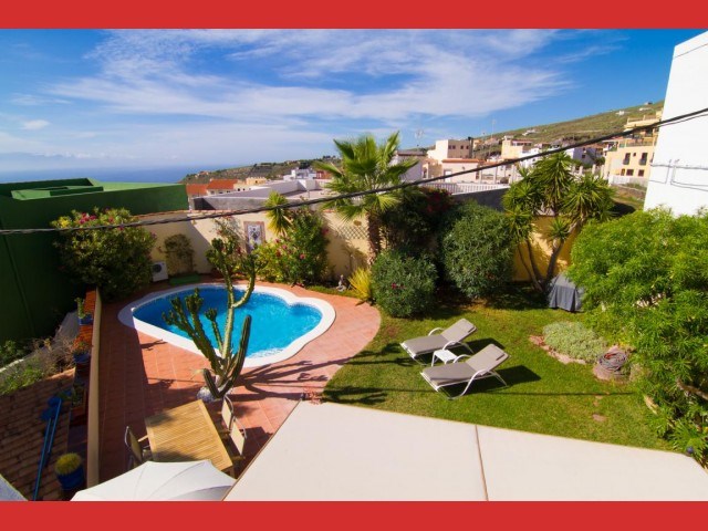 4 bed rustic house for sale in Los Menores