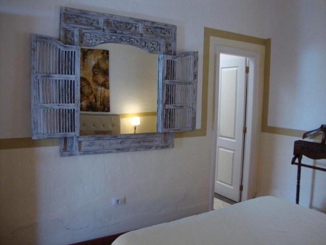 4 bed rustic house for sale in Los Menores