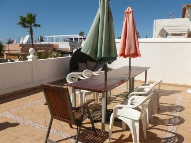 6 bed villa for sale in Callao Salvaje