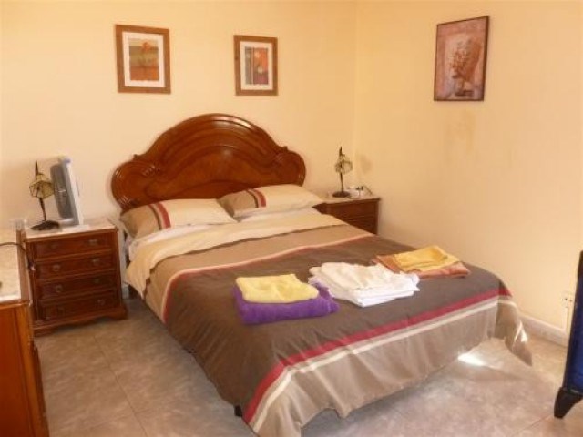 6 bed villa for sale in Callao Salvaje