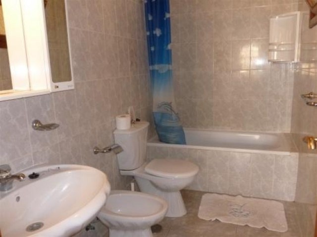 6 bed villa for sale in Callao Salvaje