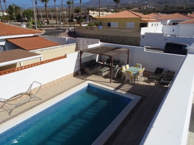 3 bed townhouse for sale in Callao Salvaje