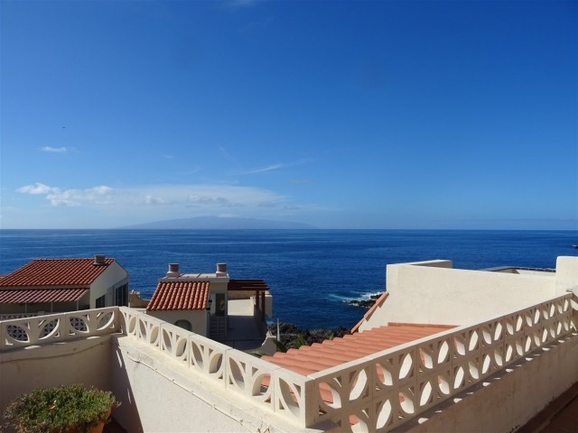 2 bed penthouse for sale in Callao Salvaje