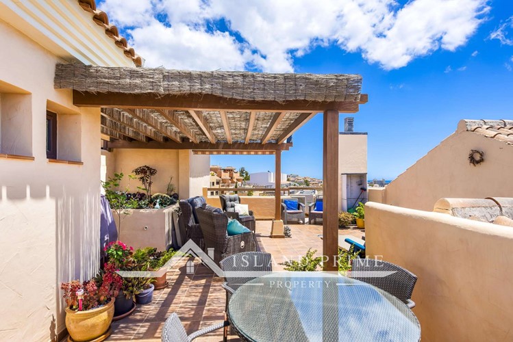 3 bed penthouse for sale in Palm Gardens, Amarilla Golf