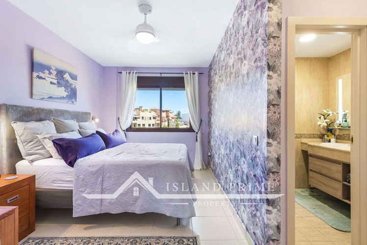 3 bed penthouse for sale in Palm Gardens, Amarilla Golf