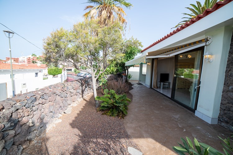 2 bed bungalow for sale in El Madronal