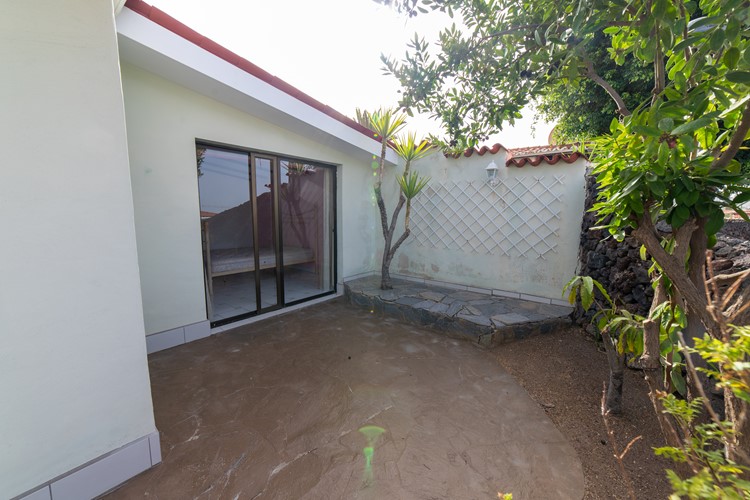 2 bed bungalow for sale in El Madronal