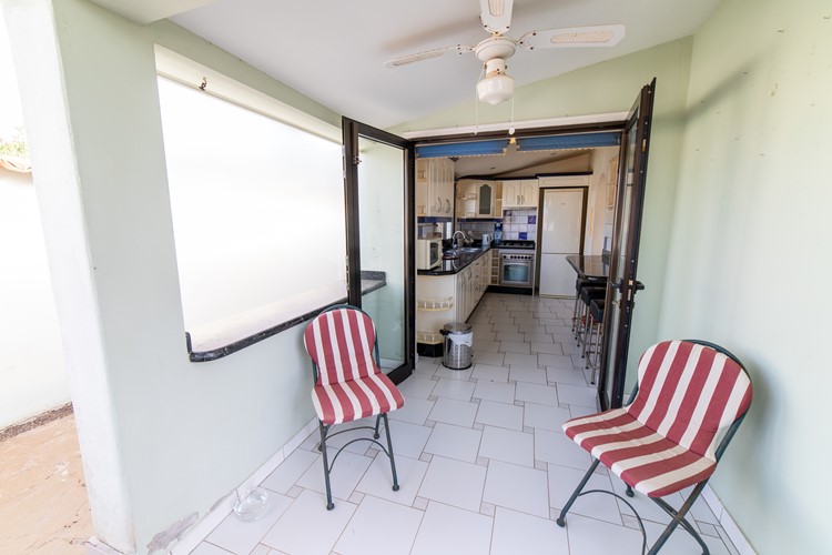 2 bed bungalow for sale in El Madronal