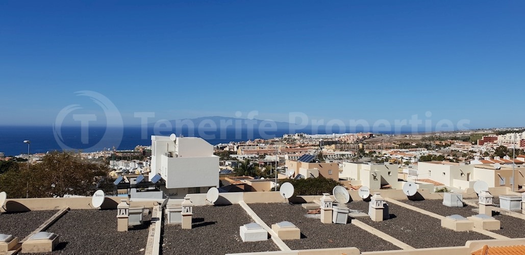2 bed duplex for sale in Roque del Conde
