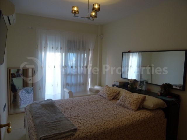 2 bed apartment for sale in Callao Salvaje