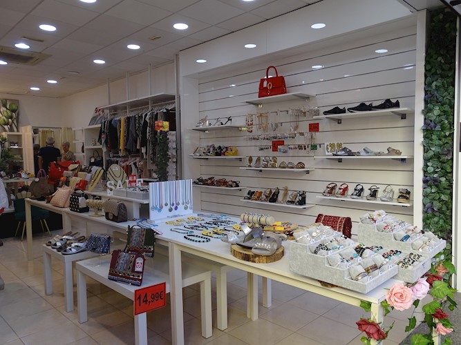 Clothes Shop for sale in Playa  Fanabe