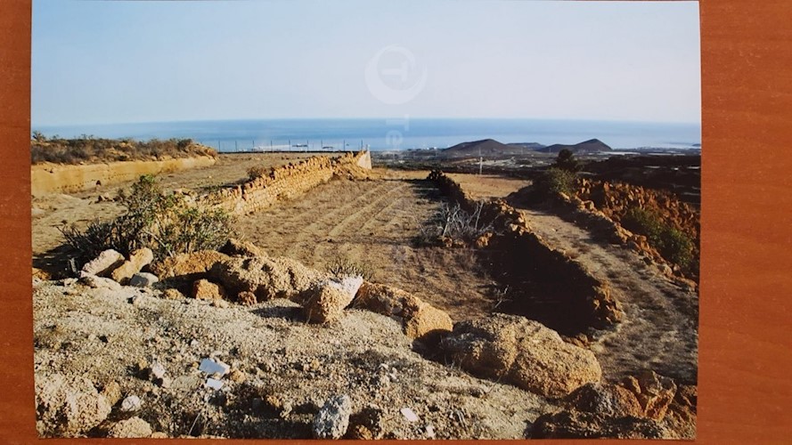 3 bed building plot for sale in Granadilla