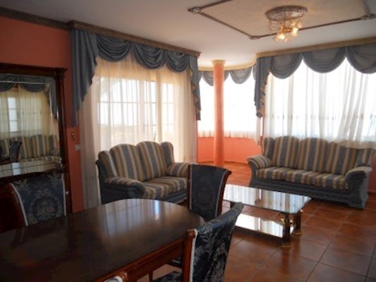 5 Bed Villa For Sale in Los Menores