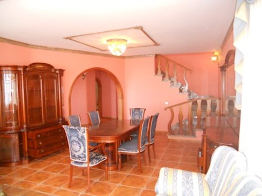 5 Bed Villa For Sale in Los Menores